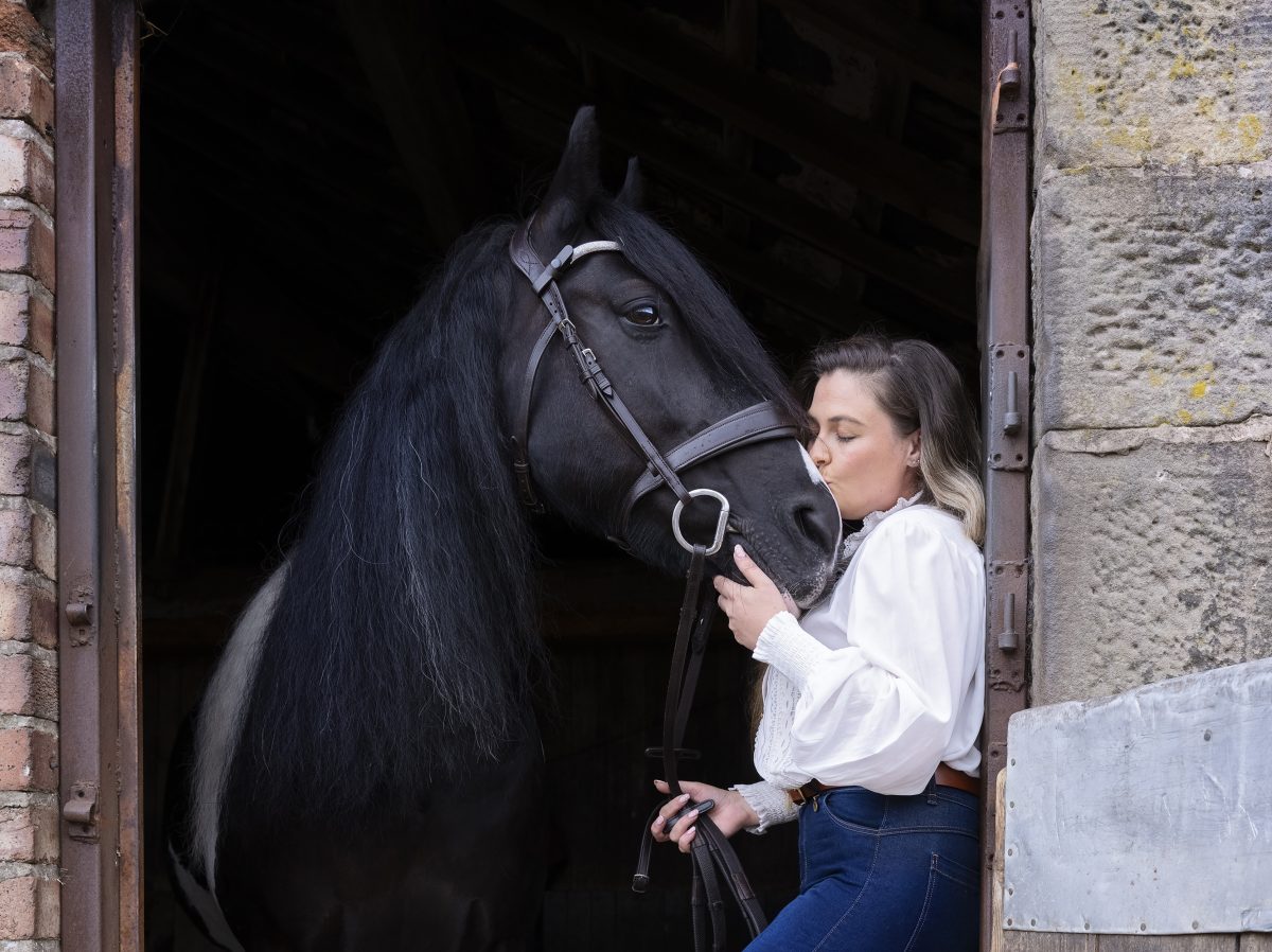 Lancashire horse photoshoot. Abbi and MJ - taken by horse photographer Emma Campbell